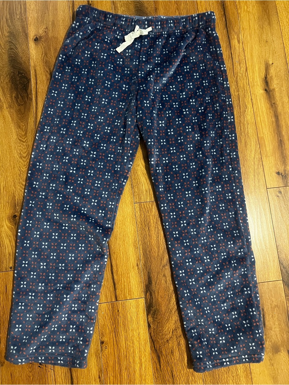 NWOT Women’s Pajama Pants Sz Large Blue Fleece with Red White Pattern Drawstring